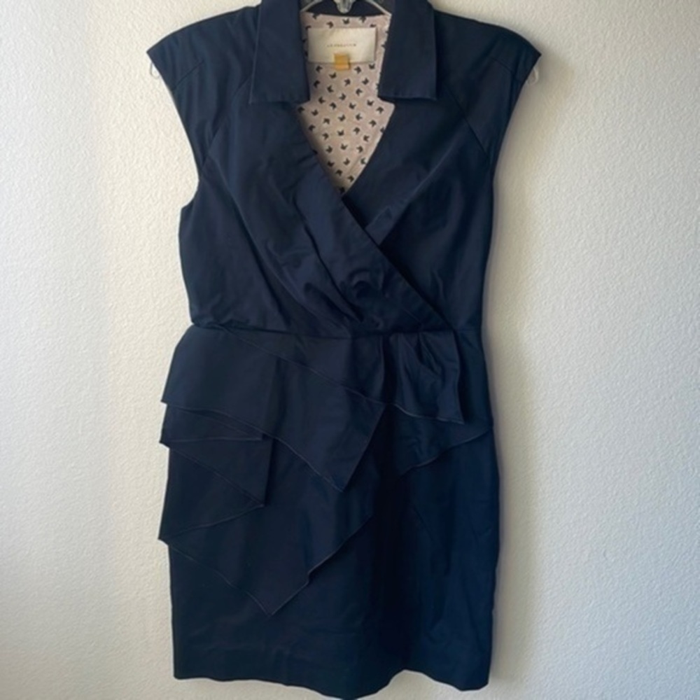 Anthropologie dress size 0 Navy ruffled classic fit